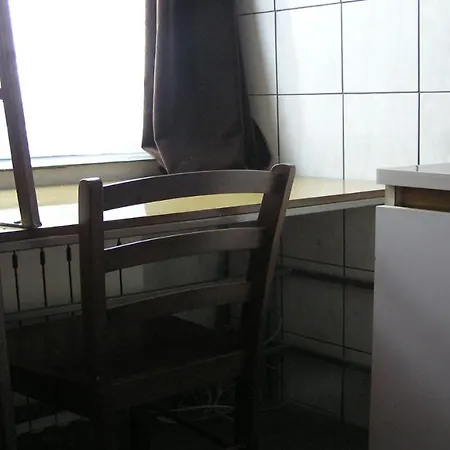 P3a Kawalerka Bardzo Mala Cena Adekwantna Halczyna 9 * Краков